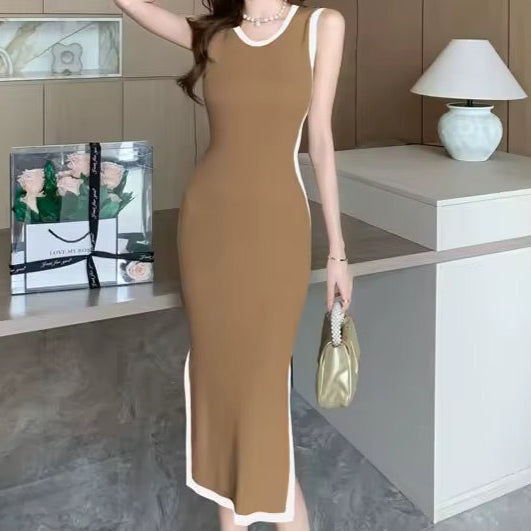 Juniper Elegant Knit Midi Dress