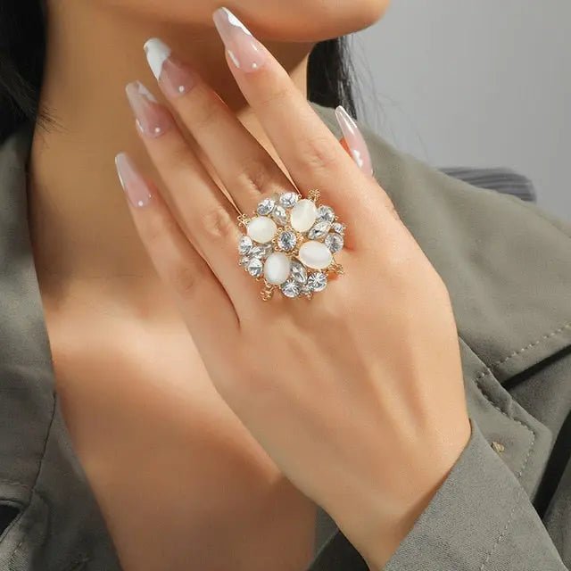 Amelia-Rose Elegant Luxe Pearl Crystal Ring - House Of Reese