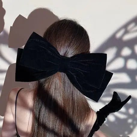 Delaney Elegant Oversized Velvet Bow Hair Clip - House Of Reese