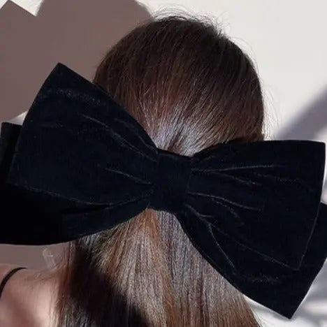 Delaney Elegant Oversized Velvet Bow Hair Clip - House Of Reese