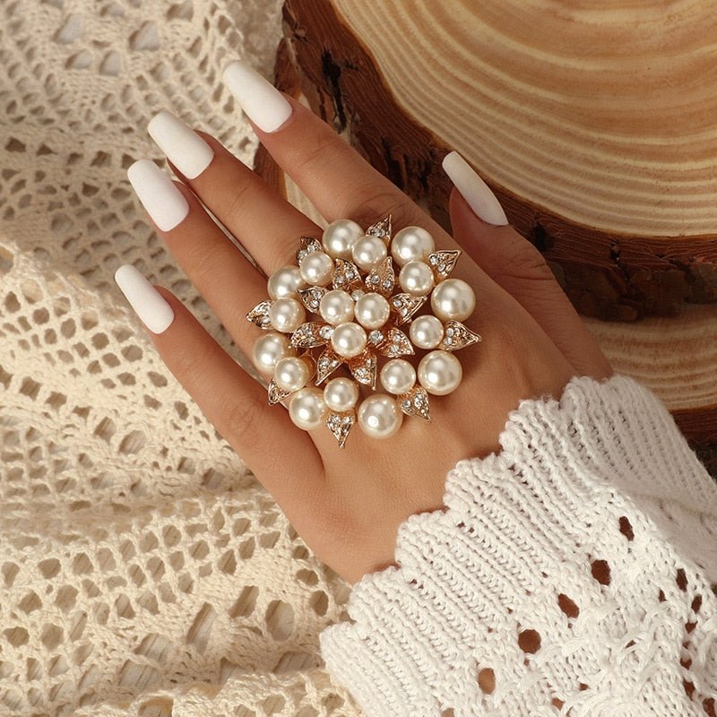 Elegant Luxe Large Pearl Crystal Rings - House Of Reese