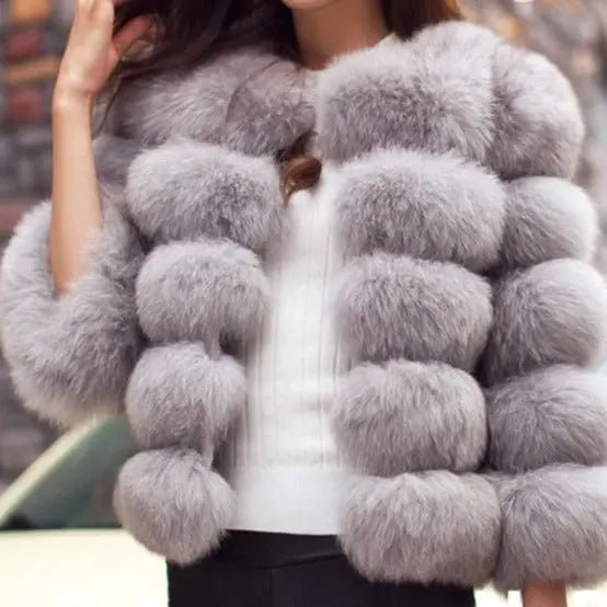 Ria Luxury Faux Fur Coat - House Of Reese